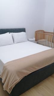 City Center Apartment - Tirana - 8