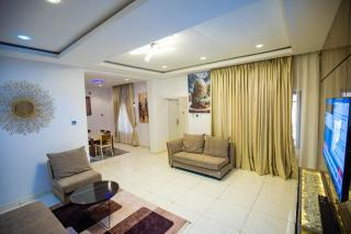 Cozy 1BR Getaway - Abuja - 4