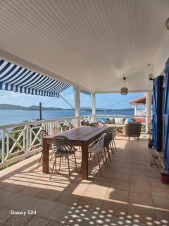 Beautiful sea view building - 0