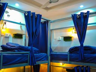 Hop Inn Rishikesh - Backpacking, Rooftop, Events - Valley View Private Rooms - Narendranagar - 4