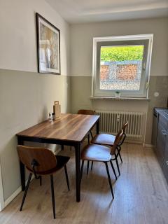 Ferienwohnung "Sorgenfrei" in Coburg ! - im EG mit Privatparkplatz & Balkon - 6