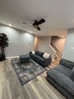 Riverside Retreat - 9