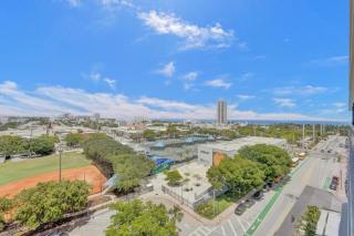 Stylish Miami Condo with Beach Access at 72 Park - 6