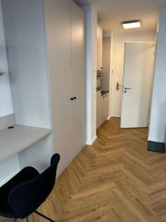 Skyline Apartment Adlershof - Premium Design and Full Kitchen - 4