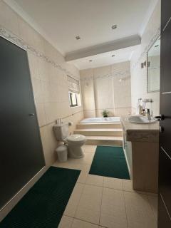 Central 3 Bedroom Apartment - 1