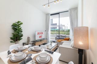Free housekeeping visits during your stay - StayShort - JVC Apartment Sleeps 4 with Pool View - 6