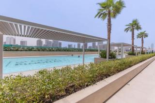 StayShort - JVC Apartment Sleeps 4 with Pool View - 9