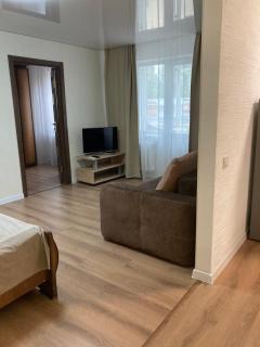 City Center Studio Appartment Центр города, автовокзал, двухкомнатная квартира Петра Дорошенка 4 - 6