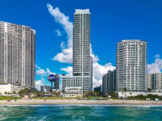 Stunning Beach Front Condo Ocean View Pool Spa - Hollywood - 9