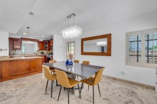 Wonderful Tropical Pool House Miami South Brickell - 4