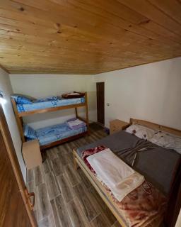 Kakia Guesthouse - - 7