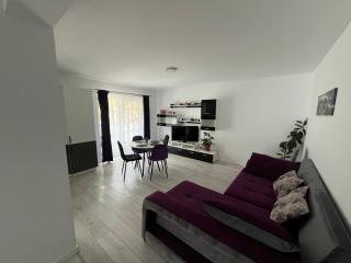 Forest View - 7