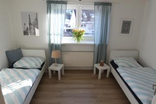 Ferienwohnung am Gehrdener Berg - bis 4 Personen, 3 Zimmer, Messewohnung - Hannover Fair apartment - 0