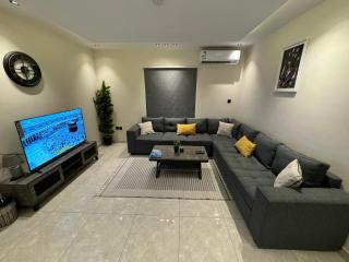 شقة فاخرة Luxury 1BR Apartment - 9