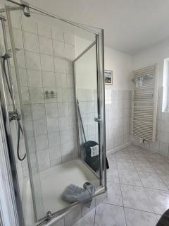 Schlosspark Apartment - Ferienwohnung - 9
