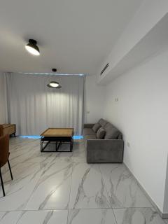 Apartment With Jacuzzi-AH- 67 - 8