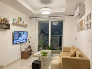 Luxury apartment, with pool, kitchen, balcony, netflix - Ho Chi Minh - 9