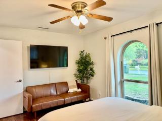 5BR Family Oasis with Pool and Game Room - 3