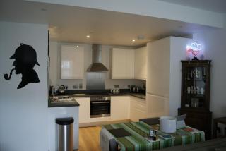 1 Bedroom Apartment in Nine Elms Battersea - 4