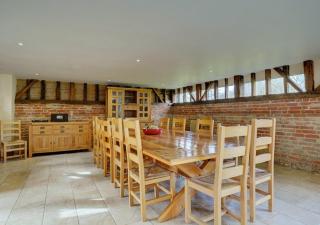 Vale Farm Barns - 8