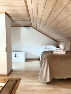 Fir & Flame Lodge - 9
