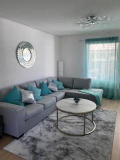Genourus 4 bedroom family home - Märsta - 5