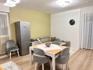 Serenità Apartment - Bajram Curri - 1