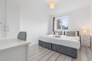Spacious Urban Apartment in Croydon - Croydon - 3