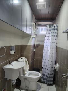 Burnham Hill Condo near Burnham Park - 3