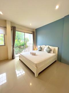 Spacious 2BR Pool Villa Beach Front at Hua Hin - 0