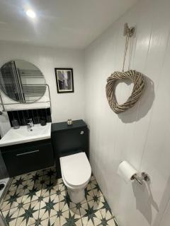 Bagnalls Studio, a newly renovated studio in a traditional fisherman's cottage - 7