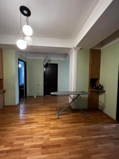 Cozy apartment with terrace - Tbilisi - 6
