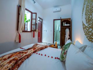 Riad Loriental And Spa - Marrakesh - 4
