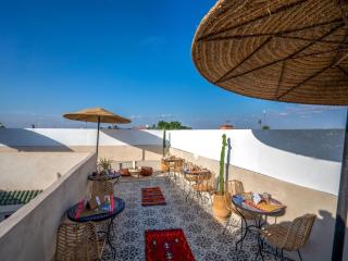 Riad Loriental And Spa - Marrakesh - 8