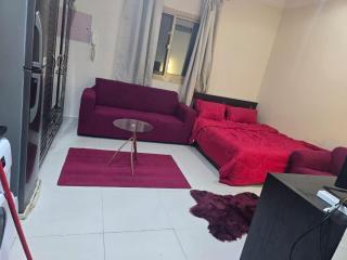 استديو 402 - Ajman - 2