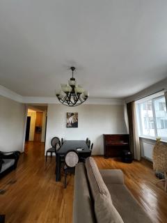 Cozy apartment with terrace - Tbilisi - 9