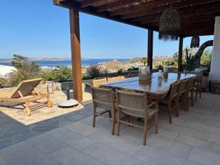 White Retreat - 4
