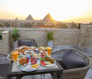 Point Pyramids View - Le Caire - 2