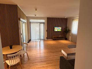 Luxury 2 bedroom apartment and garden - - 5