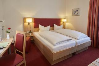 Hotel Zur Traube - Velbert - 9