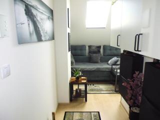 Cozy Studio on Metro - 6