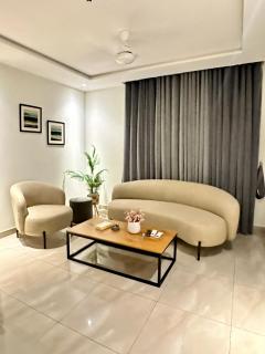 Zameen Aurum Luxury Apartments Gulberg 3 Mirhaa homes -1 - Lahore - 2