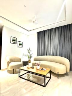 Zameen Aurum Luxury Apartments Gulberg 3 Mirhaa homes -1 - Lahore - 7