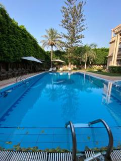 Al Fardous Luxury Vacation Home - King Mariout - 3