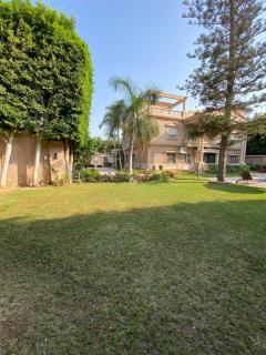 Al Fardous Luxury Vacation Home - King Mariout - 6