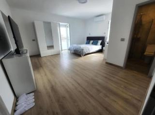 Rooms Burnum - - 0