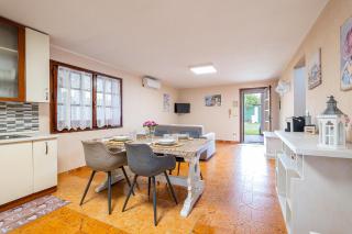 Villetta Elena - - 5
