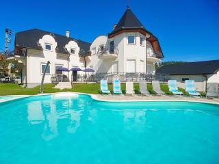 Villa Tünde with pool - Biró Tours Nr 150 - 9