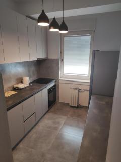 Gigabit High-Speed Internet Modern Apartment - 1