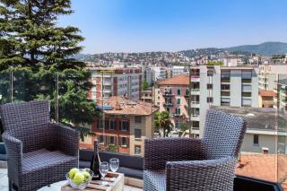 Panoramic Penthouse - Happy Rentals - 0